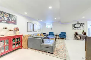 4561 Laclede Ave, Saint Louis, MO 63108 - Photo 9