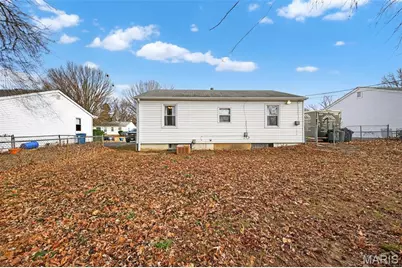 12157 Belaire Place, Maryland Heights, MO 63043 - Photo 43