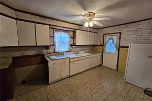 223 W Felton Ave, Saint Louis, MO 63125 - Photo 13