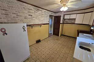 223 W Felton Ave, Saint Louis, MO 63125 - Photo 17