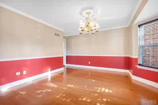 1605 Fahrpark Ct, Saint Louis, MO 63146 - Photo 5