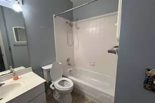 10925 Vauxhall Dr, Saint Louis, MO 63146 - Photo 11