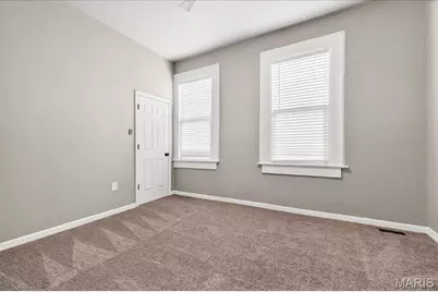 7721 Michigan Avenue, Saint Louis, MO 63111 - Photo 17