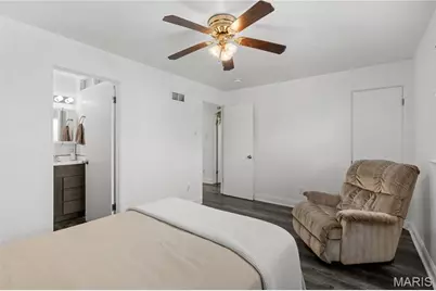 7155 Willow Tree Lane, Saint Louis, MO 63130 - Photo 13