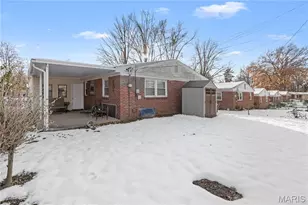 7155 Willow Tree Ln, Saint Louis, MO 63130 - Photo 21