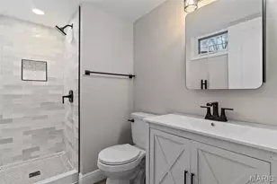 2956 Chevron Dr, Saint Louis, MO 63125 - Photo 31