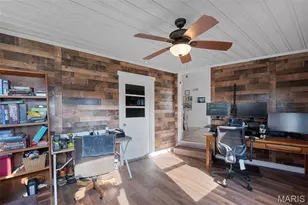 6301 Ashbury Dr, Saint Louis, MO 63123 - Photo 13