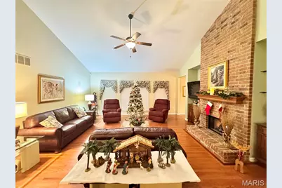 1140 Water View Lane, O'Fallon, MO 63366 - Photo 9