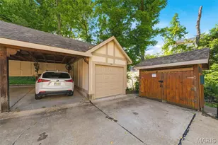 2205 Sequoia Park Ct, Maryland Heights, MO 63043 - Photo 3