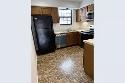 2205 Sequoia Park Court #C, Maryland Heights, MO 63043 - Photo 7