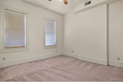 2211 Menard Street, Saint Louis, MO 63104 - Photo 13