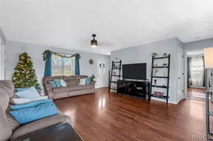 1937 N Commercial Ave, Saint Clair, MO 63077 - Photo 27