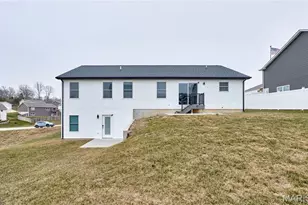 301 Park Pl Dr, Union, MO 63084 - Photo 1