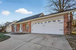 618 Running Creek Dr, Ballwin, MO 63021 - Photo 51