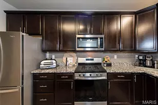 1011 Pine Creek Dr, Wentzville, MO 63385 - Photo 13