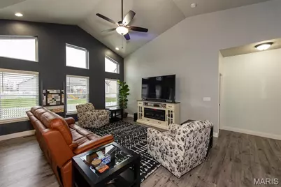 1011 Pine Creek Drive, Wentzville, MO 63385 - Photo 5