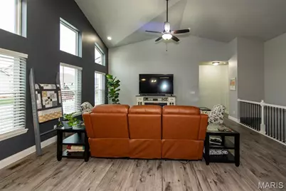 1011 Pine Creek Drive, Wentzville, MO 63385 - Photo 9