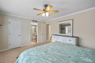 425 S Geyer Rd, Kirkwood, MO 63122 - Photo 17