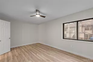 2041 Silent Spring Dr, Maryland Heights, MO 63043 - Photo 23