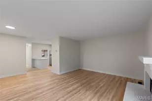 2041 Silent Spring Dr, Maryland Heights, MO 63043 - Photo 13