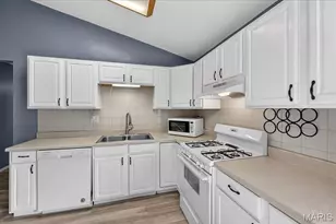 23 Wild Deer Ln, Saint Peters, MO 63376 - Photo 13