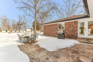 4603 Mattis Rd, Saint Louis, MO 63128 - Photo 7