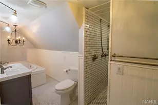 2940 Kincaid Ave, Saint Louis, MO 63114 - Photo 13