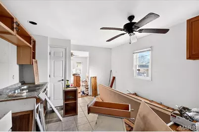 342 Alsobrook Street, Kirkwood, MO 63122 - Photo 7