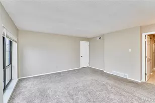 927 Claytonbrook Dr, Ballwin, MO 63011 - Photo 29