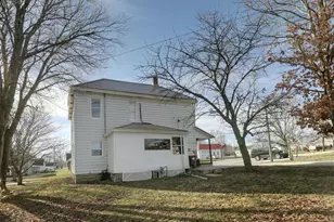 116 E Ross St, Palmyra, MO 63461 - Photo 17