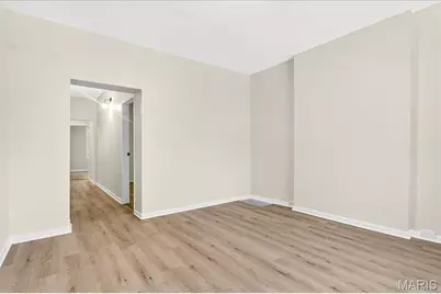 4045 Russell Boulevard #1, Saint Louis, MO 63110 - Photo 5