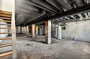 4045 Russell Blvd, Saint Louis, MO 63110 - Photo 17