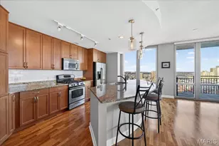 4909 Laclede Ave, Saint Louis, MO 63108 - Photo 9