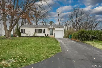 1666 Crabapple Lane, Saint Louis, MO 63119 - Photo 1
