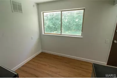 1018 Wylin Court, Saint Louis, MO 63135 - Photo 5