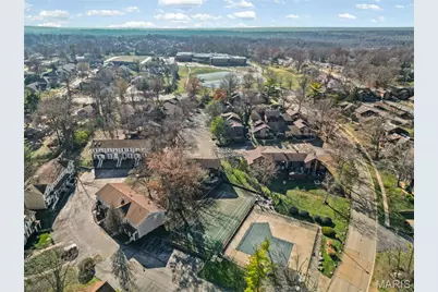 1042 Humber Circle, Saint Louis, MO 63129 - Photo 33