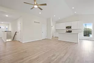 1019 Westhaven Blvd, Wentzville, MO 63385 - Photo 5