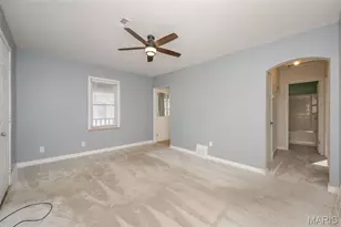 10212 St Arthur Ln, Saint Ann, MO 63074 - Photo 3