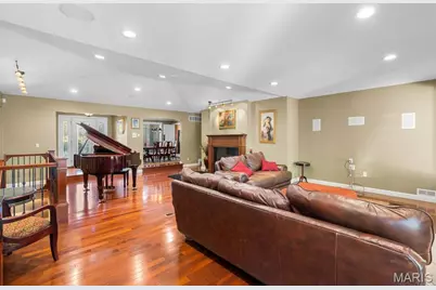 6414 Country Club Road, Washington, MO 63090 - Photo 9