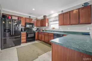 26 Dean Wells Ct, Warrenton, MO 63383 - Photo 9