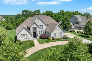 18239 Canyon Forest Ct, Chesterfield, MO 63005 - Photo 91