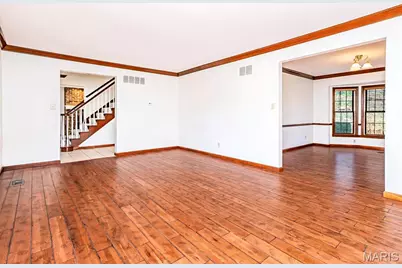 5137 Carriage Trace Drive, Saint Louis, MO 63128 - Photo 7