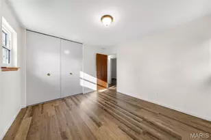 1890 Caposele Ln, Hazelwood, MO 63042 - Photo 17