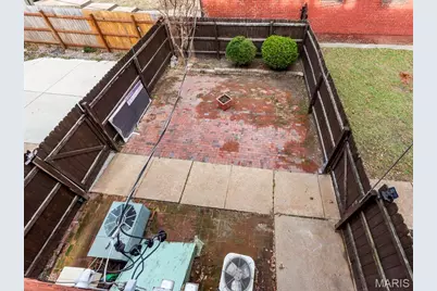 805 Russell Boulevard, Saint Louis, MO 63104 - Photo 27