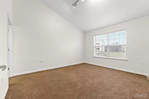 1434 Piedmont Cir, Saint Peters, MO 63304 - Photo 5