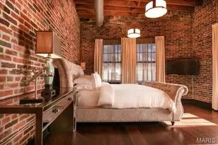 3041 Olive St, Saint Louis, MO 63103 - Photo 13