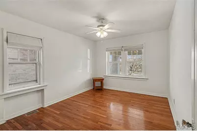 3808 Burgen Avenue, Saint Louis, MO 63116 - Photo 11