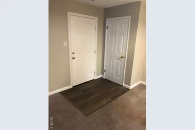 10 Fairways Circle #E, Saint Charles, MO 63303 - Photo 3