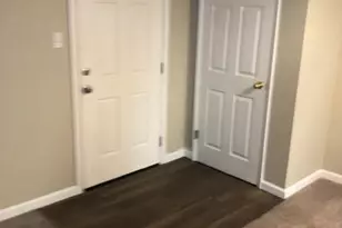 10 Fairways Cir, Saint Charles, MO 63303 - Photo 3