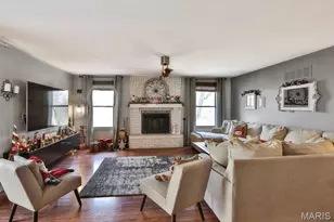 2422 Maple Crossing Dr, Wildwood, MO 63011 - Photo 7